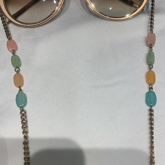 💎💎Heavily used Sunglasses chain in multicolour💎💎 - Picture 3 of 5